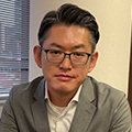 開発本部 リーダー 津幡